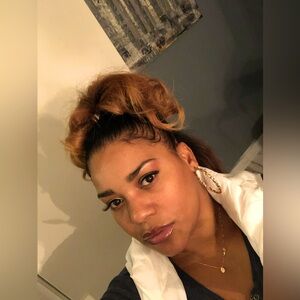 Meet your Posher, Angel mrsz. boss